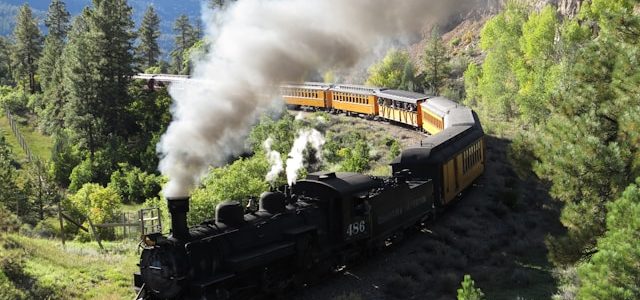 Quelles sont les destinations incontournables pour un voyage en train à vapeur ?