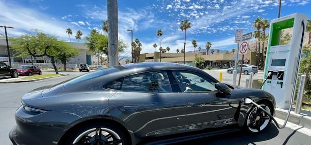 Comment choisir une voiture électrique en 2026