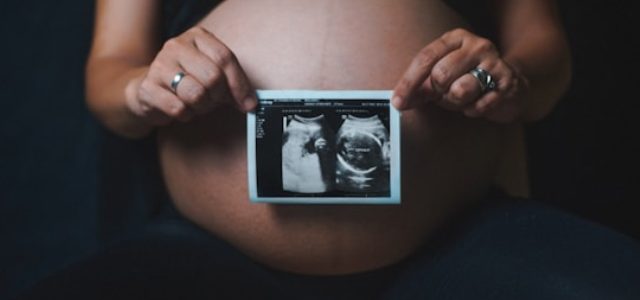 Infographie Interactive : comprendre les premiers signes de grossesse signes de grossesse