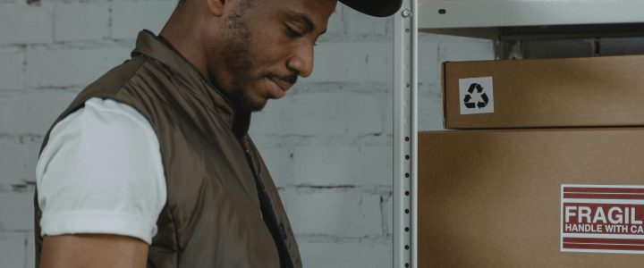 Comment suivre un colis en ligne en temps réel